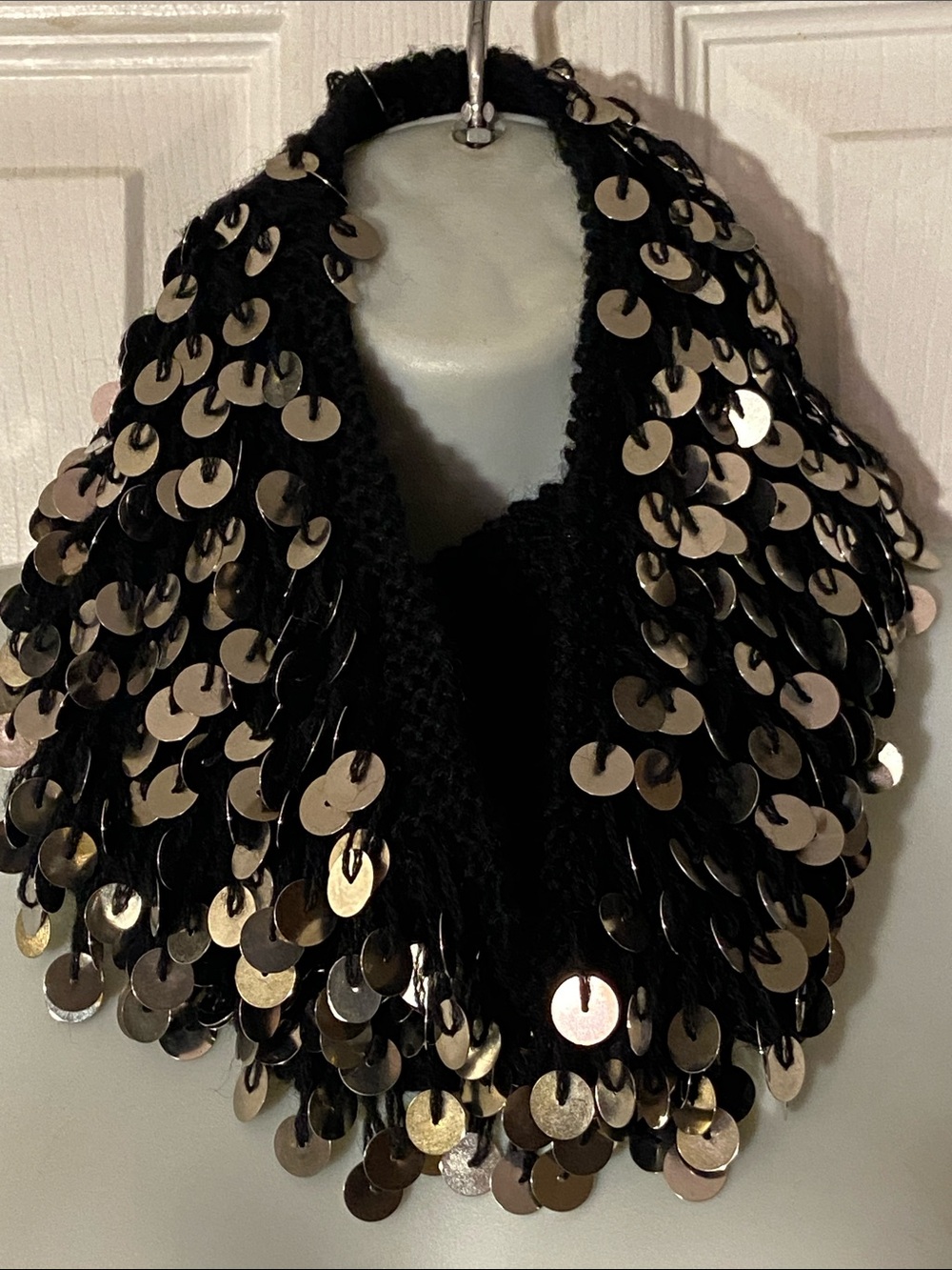 Marcelle Danan Dangling Gold Sequins Knit Infinity Wool Scarf Formal Evening